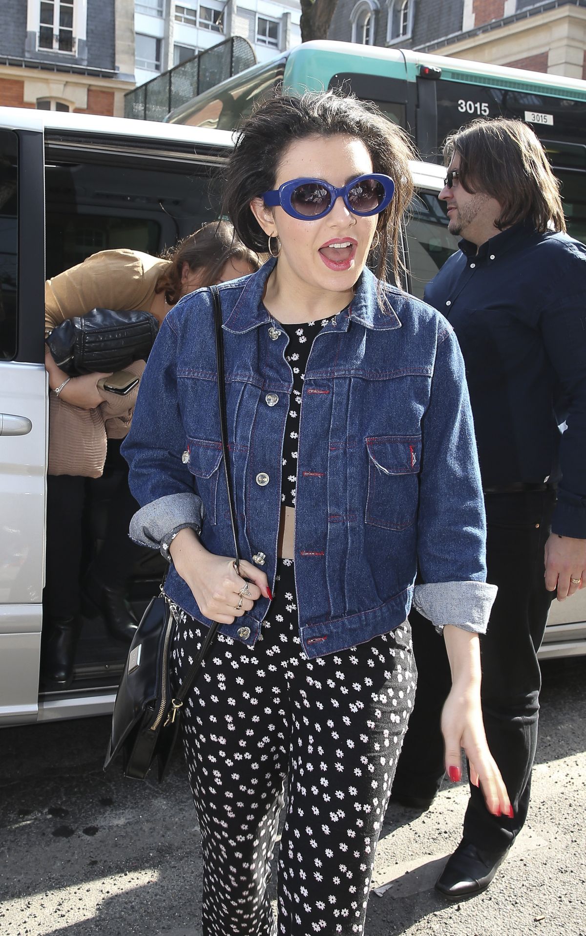 CHARLI XCX Out and About in Paris 1703 CHARLI XCX Out and About in Paris 1703