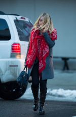DAKOTA FANNING Out and About in New York 0603