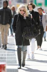 DAKOTA FANNING Out and About in New York 1203