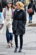 ELIZABETH BANKS Out and About in New York 2003