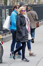 ELIZABETH BANKS Out and About in New York 2003