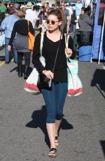 ELIZABETH OLSEN Arrives at Farmer