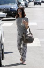 JENNA DEWAN Out and About in Los Angeles 0603