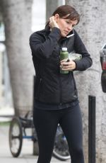 JENNIFER GARNER Out and About in Brentwood 1103