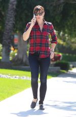 JENNIFER GARNER Out and About in Brentwood 2303