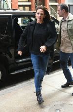 JENNIFER GARNER Out Shopping in Soho 1803