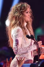 JENNIFER LOPEZ at 2015 Nickelodeon Kids Choice Awards in Inglewood