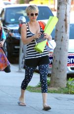 KALEY CUOCO in Leggings Heading to Yoga Class in Brentwood 0303