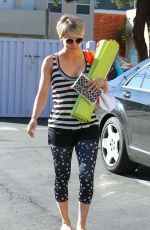 KALEY CUOCO in Leggings Heading to Yoga Class in Brentwood 0303