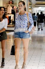 KELLY BROOK and NATALIE LOREN Shopping at Victoria