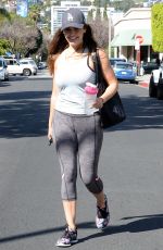 KELLY BROOK in Leggings Leaves Gym in Los Angeles 0403