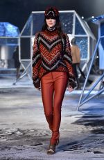KENDALL JENNER at H&M Fashion Show in Paris