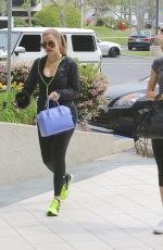 KENDLL JENNER Shopping at Performance Fitness Concepts in Santa Monica