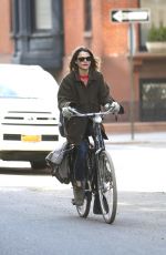 KERI RUSSELL Riding a Bike Out in New York