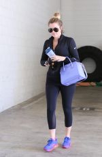 KHLOE KARDASHIAN Heading to a Gym in Beverly Hills 2503