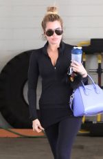 KHLOE KARDASHIAN Heading to a Gym in Beverly Hills 2503