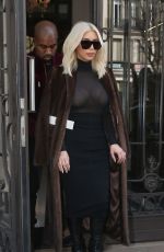 KIM KARDASHIAN Out and About in Paris 1103
