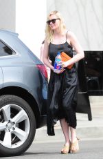 KIRSTEN DUNST Dines at Joan