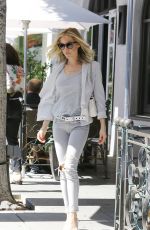 KRISTIN CAVALLARI Leaves a Restaurant in Los Angeles 2403