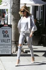 KRISTIN CAVALLARI Leaves a Restaurant in Los Angeles 2403