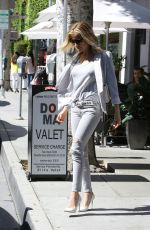 KRISTIN CAVALLARI Leaves a Restaurant in Los Angeles 2403