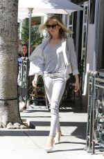 KRISTIN CAVALLARI Leaves a Restaurant in Los Angeles 2403
