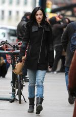 KRYSTEN RITTER at A.K.A. Jessica Jones Set in New York 2403
