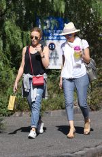 KYLIE and DANNII MINOGUE Out and About in Melbourne