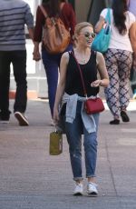 KYLIE and DANNII MINOGUE Out and About in Melbourne