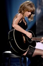 MADONNA and TAYLOR SWIFT Performs at iHeartRadio Music Awards
