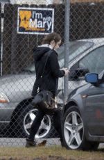 MAISIE WILLIAMS on the Set of The Devil and the Deep Blue Sea in New Orleans 0303