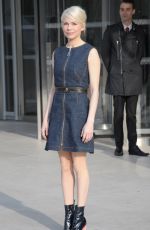 MICHELLE WILLIAMS at Louis Vuitton Fashion Show in Paris