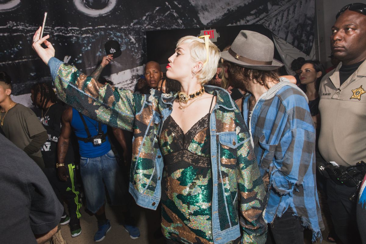 MILEY CYRUS at Fader Fort Presented by Converse at SXSW in Austin MILEY CYRUS at Fader Fort Presented by Converse at SXSW in Austin