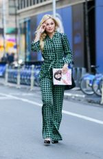 OLIVIA HOLT Leaves InStyle Offices in New York