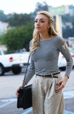 PEYTON LIST Out for Grocery Shopping 1903