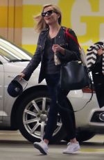 REESE WITHERSPOON at a Garage in Beverly Hills 0303