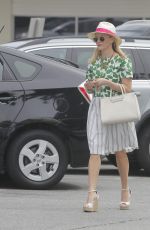 REESE WITHERSPOON Out and About in Brentwood 1703