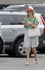 REESE WITHERSPOON Out and About in Brentwood 1703