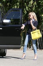 REESE WITHERSPOON Out in Los Angeles 0503