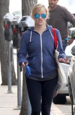 REESE WITHERSPOON Out in Santa Monica 0903