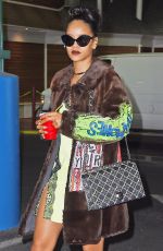 RIHANNA Arrives at a Studio in New York 1903