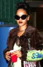 RIHANNA Arrives at a Studio in New York 1903