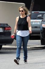 SARAH MICHELLE GELLAR in Jeans Out Shopping in Los Angeles 1603