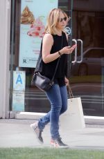 SARAH MICHELLE GELLAR in Jeans Out Shopping in Los Angeles 1603