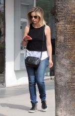 SARAH MICHELLE GELLAR in Jeans Out Shopping in Los Angeles 1603