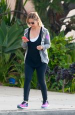 SARAH MICHELLE GELLAR Out and About in Los Angeles 0903