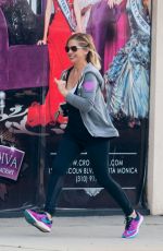 SARAH MICHELLE GELLAR Out and About in Los Angeles 0903