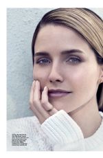 SOPHIA BUSH in Vegas #2 Magazine, Late Spring 2015 Issue