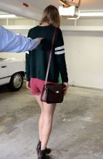 TAYLOR SWIFT in Shorts at a Garage in Los Angeles