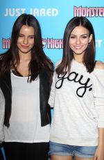 VICTORIA JUSTICE at Just jared